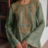 KESARI KURTA PANT DUPATTA SET